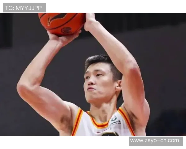 周鹏：从篮球场上的拼搏者到生活中的坚韧榜样，见证成长与坚持的力量